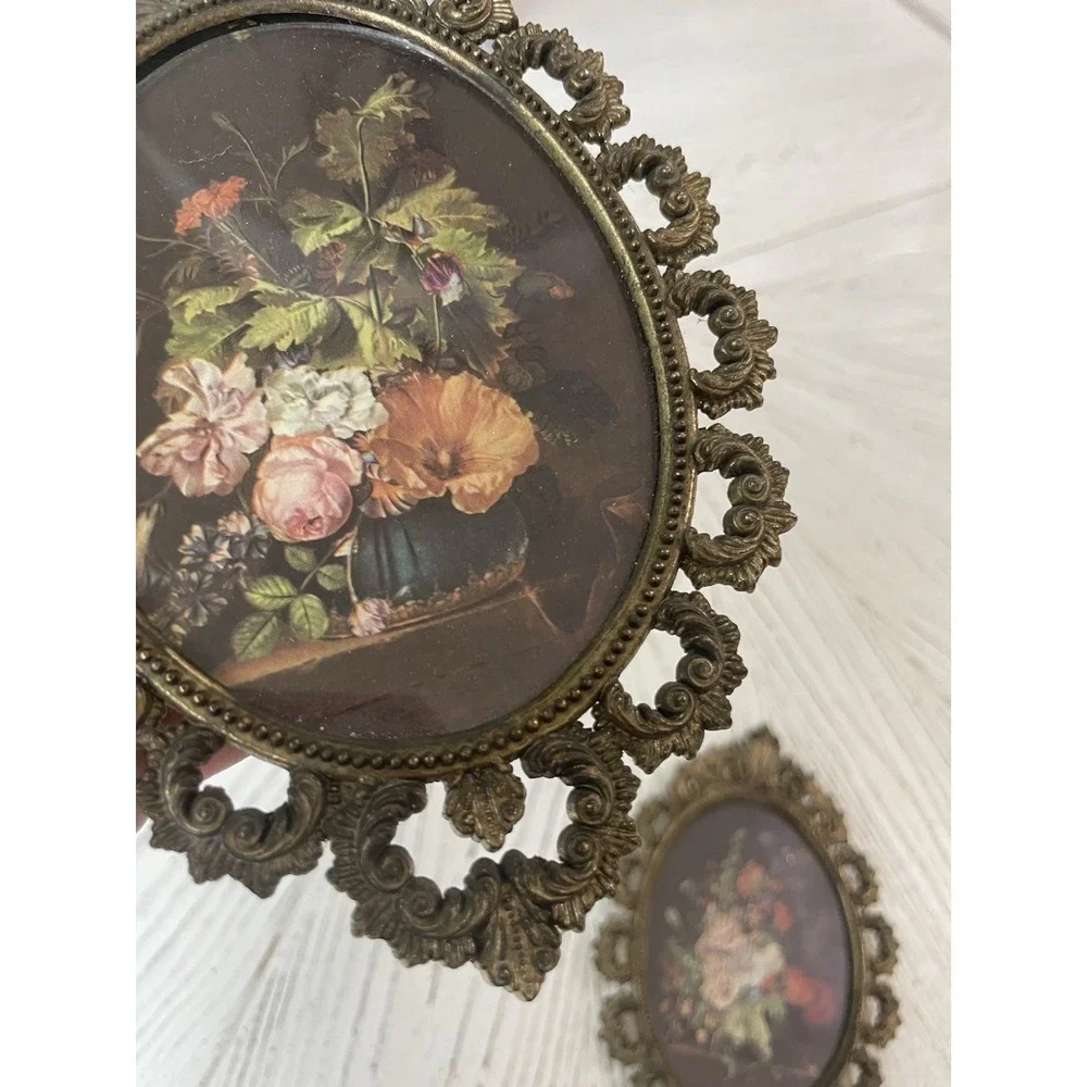 2 Vtg Oval Metal Italian Ornate Frame Floral Pictures w/ Glass Made in Italy 5x7
